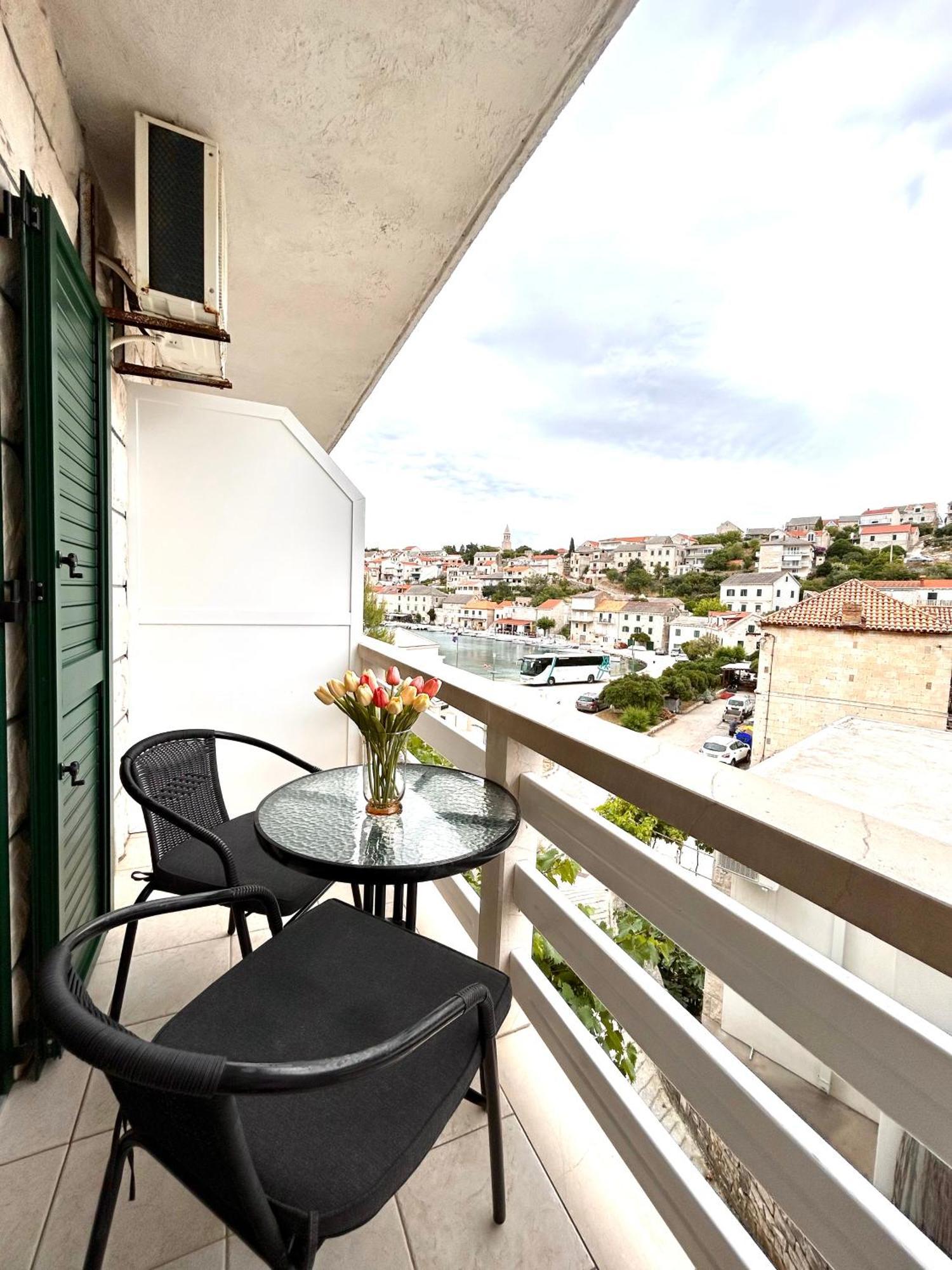 Apartman Zorka Povlja  Exterior photo